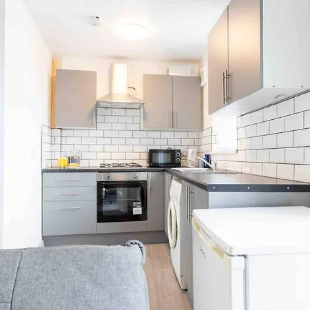 شقة Cosy 3 Bed- Pet Friendly-free Parking-city Centre *